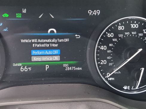 Used 2024 Toyota Sienna Platinum FWD image 21