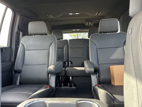 New 2026 GMC Yukon XL Elevation w/ Elevation Premium Package image 27