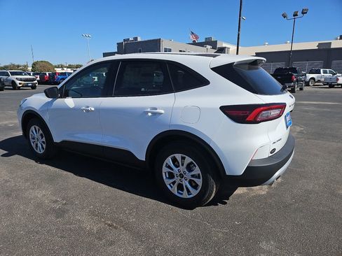 New 2026 Ford Escape Active image 8