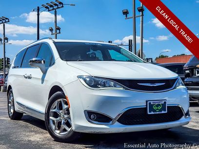 Used 2018 Chrysler Pacifica Limited