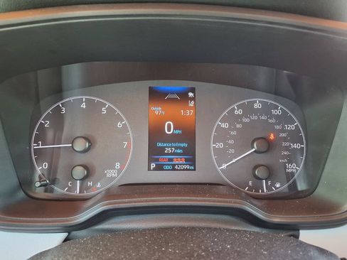 Used 2024 Toyota Corolla SE FWD image 31