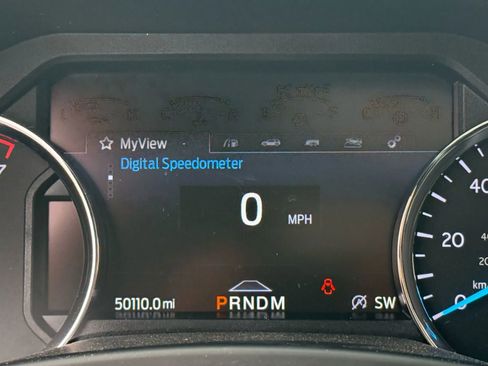 Used 2021 Ford Expedition Max Limited image 12