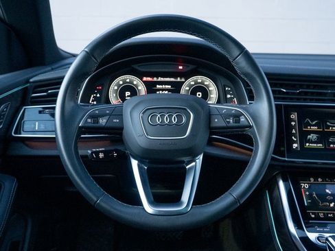 Used 2023 Audi Q8 Prestige image 23