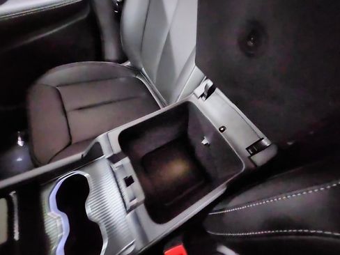 New 2025 Jeep Grand Cherokee Limited w/ Trailer Tow Package image 28