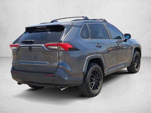 Used 2020 Toyota RAV4 LE w/ Carpet Mat Package FWD image 3