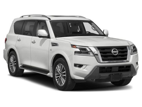 Used 2021 Nissan Armada SL w/ Captain's Chairs Package AWD/4WD image 9