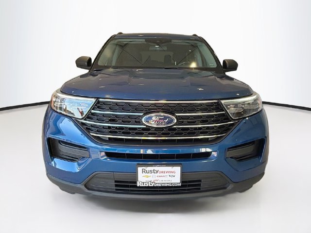Used 2021 Ford Explorer XLT w/ Class III Trailer Tow Package AWD/4WD image 2