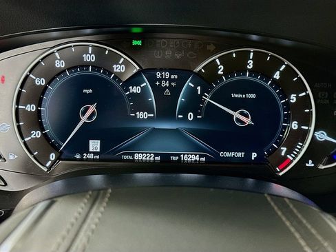 Used 2019 BMW 530i w/ Premium Package RWD image 12