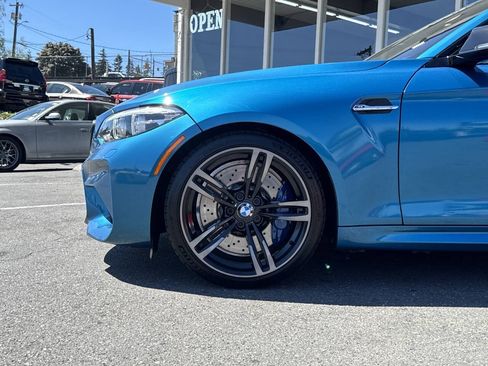 Used 2018 BMW M2 RWD image 2