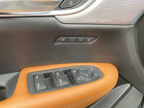 Used 2020 Cadillac XT5 Premium Luxury w/ LPO, Floor Liner Package AWD/4WD image 19