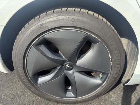 Used 2020 Tesla Model 3 Long Range AWD/4WD image 9