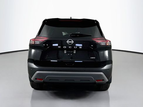 Used 2023 Nissan Rogue S AWD/4WD image 6