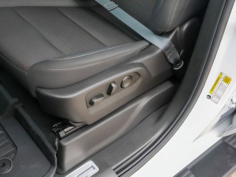 Used 2025 GMC Sierra 1500 Elevation image 11