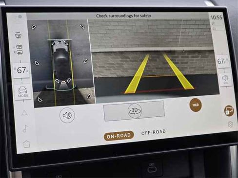 Used 2025 Land Rover Discovery Sport S image 5