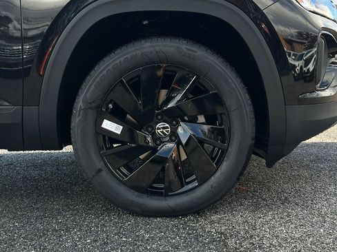 New 2026 Volkswagen Atlas Cross Sport SE image 7