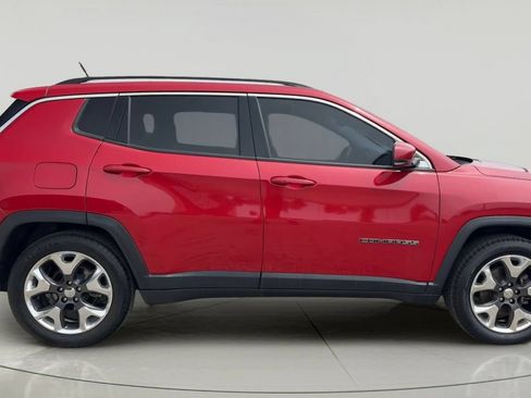 Used 2019 Jeep Compass Limited FWD image 3
