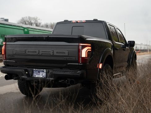 Used 2025 Ford F150 Raptor image 10