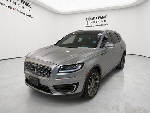 Used 2020 Lincoln Nautilus Reserve w/ Equipment Group 201A AWD/4WD image 1