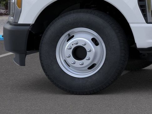 New 2025 Ford F350 XL image 19