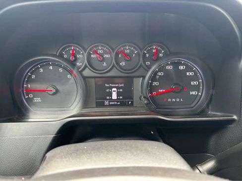 Used 2019 Chevrolet Silverado 1500 Custom Trail Boss w/ Custom Convenience Package image 20