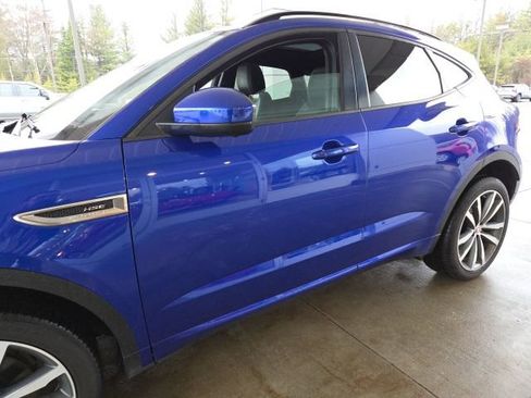 Used 2018 Jaguar E-PACE R-Dynamic HSE image 32