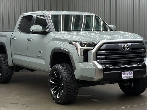 Used 2026 Toyota Tundra Limited AWD/4WD image 7