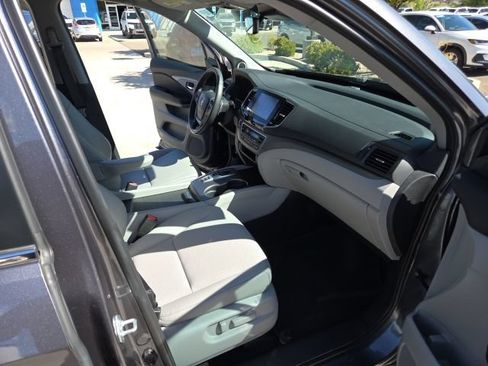Certified 2023 Honda Ridgeline RTL image 29