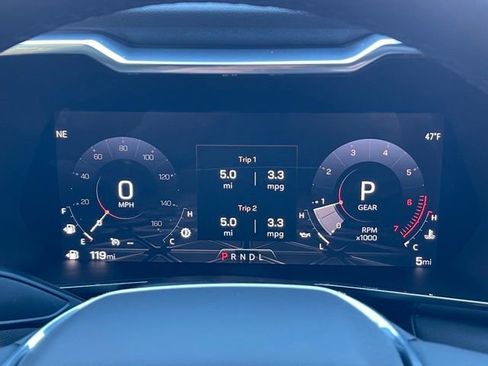 New 2026 GMC Canyon Elevation w/ Convenience Package image 9