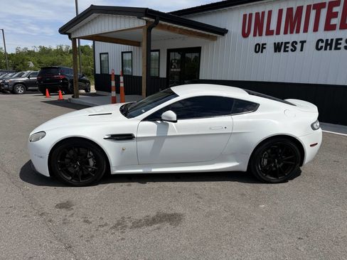 Used 2014 Aston Martin V8 Vantage Coupe RWD image 12