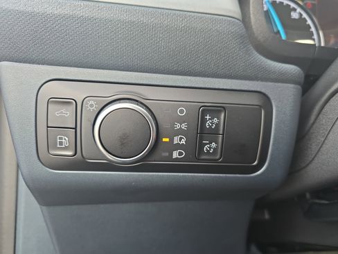 Used 2023 Ford Maverick Lariat w/ Lariat Luxury Package image 30