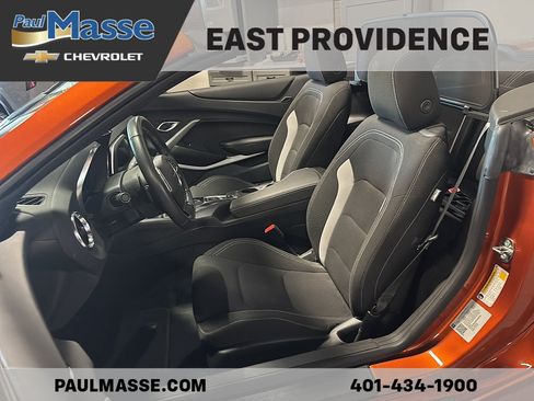 Used 2023 Chevrolet Camaro LT w/ Technology Package RWD image 11