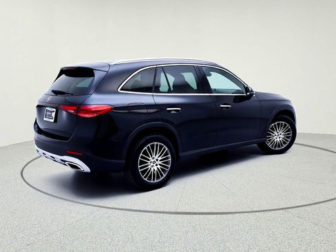 New 2026 Mercedes-Benz GLC 300 image 7