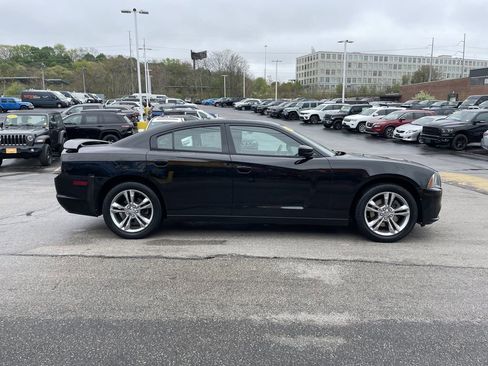 Used 2014 Dodge Charger SXT AWD/4WD image 7