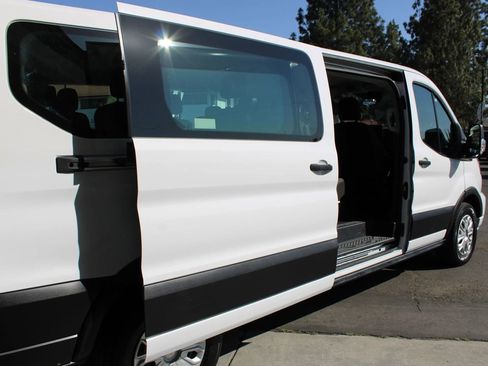 Used 2022 Ford Transit 350 XLT RWD image 29