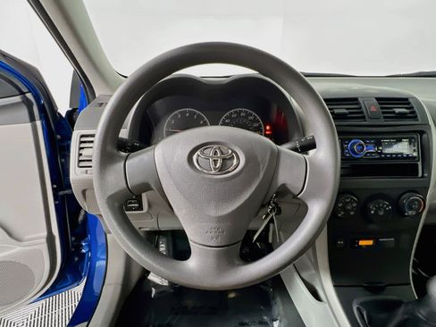 Used 2010 Toyota Corolla FWD image 18