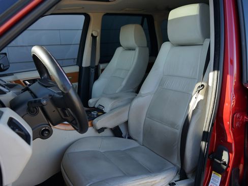 Used 2008 Land Rover Range Rover Sport HSE image 23