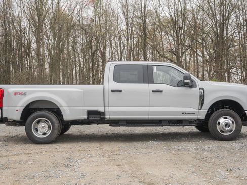 New 2026 Ford F350 XLT AWD/4WD image 3