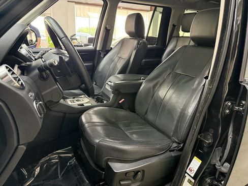 Used 2014 Land Rover LR4 HSE image 11