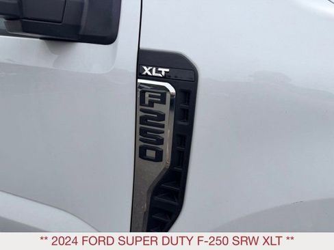 Used 2024 Ford F250 XLT w/ Snow Plow Prep Package AWD/4WD image 10
