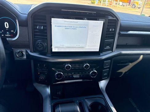 Used 2022 Ford F150 Platinum w/ Equipment Group 701A High image 19