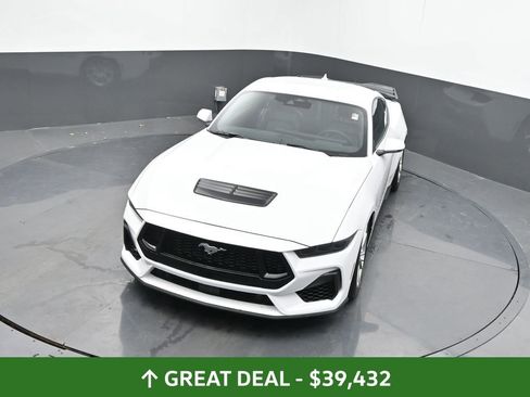 Used 2024 Ford Mustang GT Premium image 38