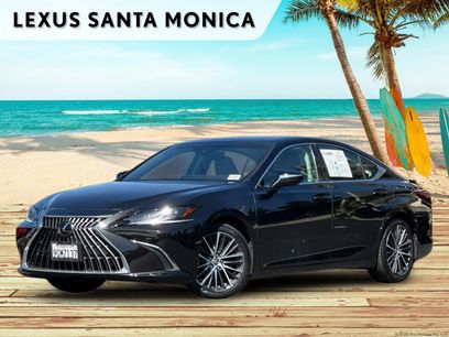 Used 2024 Lexus ES 300h w/ Premium Package