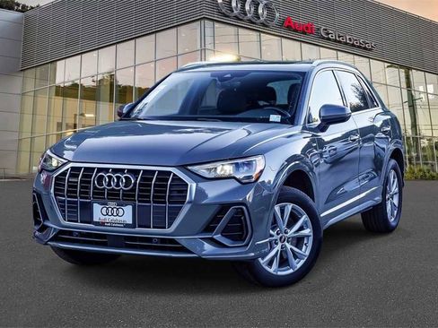 Used 2021 Audi Q3 2.0T Premium w/ Convenience Package image 1