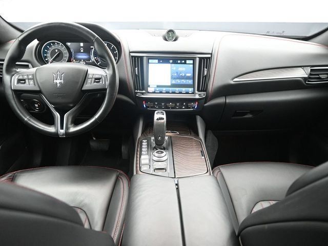 Used 2023 Maserati Levante GT AWD/4WD image 16