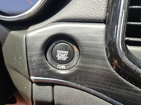 Used 2019 Jeep Grand Cherokee Limited RWD image 20