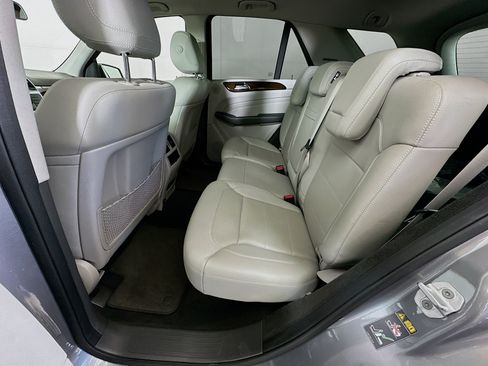 Used 2015 Mercedes-Benz ML 350 4MATIC image 28