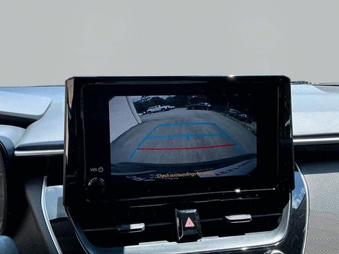 Used 2024 Toyota Corolla LE FWD image 27
