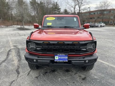 Used 2022 Ford Bronco Outer Banks image 2