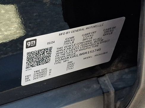 Certified 2024 Chevrolet Suburban High Country AWD/4WD image 27