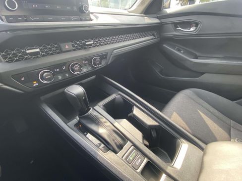 Used 2023 Honda Accord EX image 30